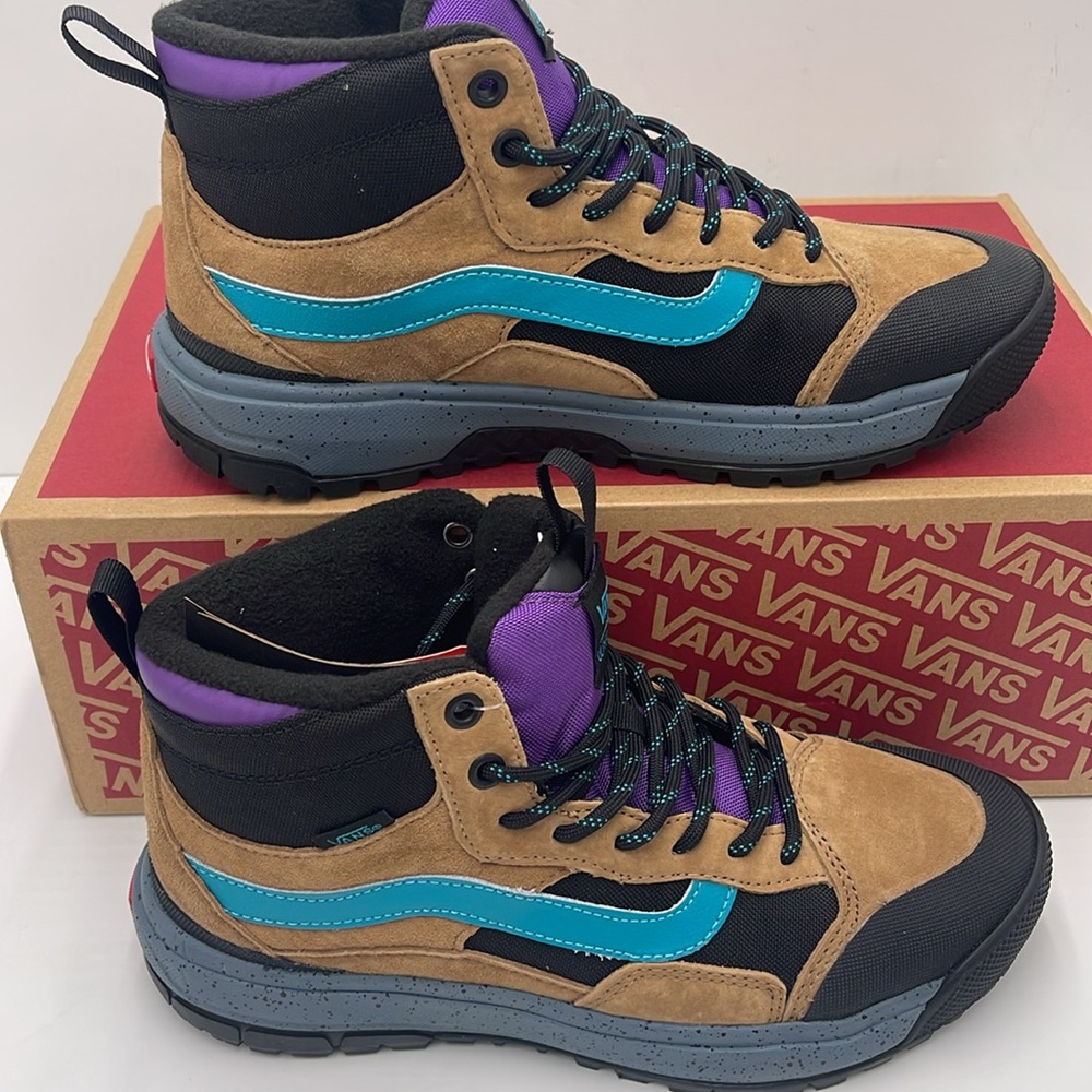 Vans WMNS High-Top Sneakers Boots Blue and Tan Accents Ultrarange Exo
Tobacco - Picture 2 of 16